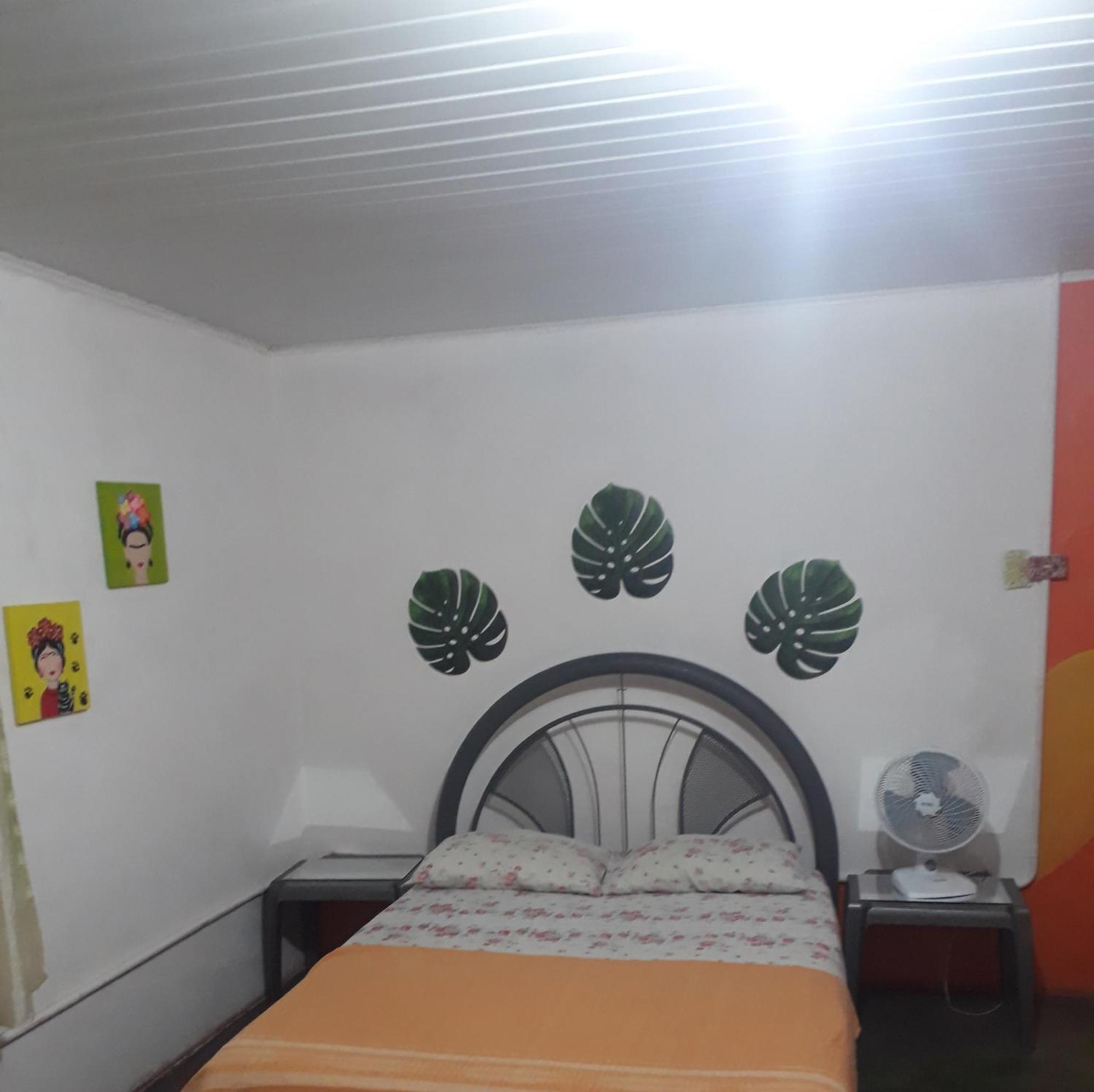 Perto Do Aeroporto De Salvador - Dona Pitanga Hostel Lauro de Freitas Ngoại thất bức ảnh