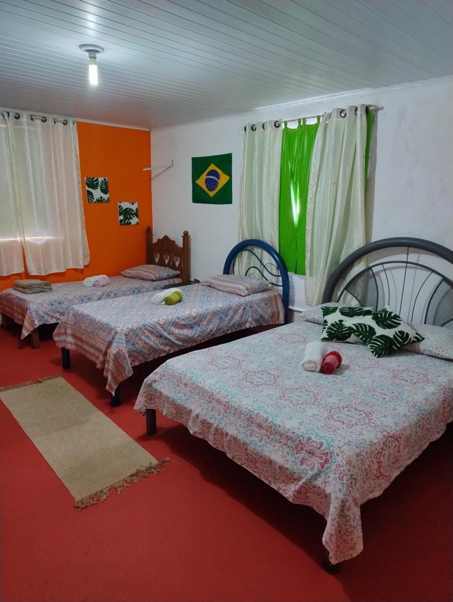 Perto Do Aeroporto De Salvador - Dona Pitanga Hostel Lauro de Freitas Ngoại thất bức ảnh